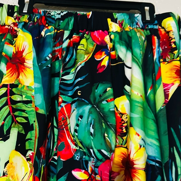 Sassy Jones- Floral Women's Jacket/Pants SUIT🔥🔥🔥 - Picture 8 of 8